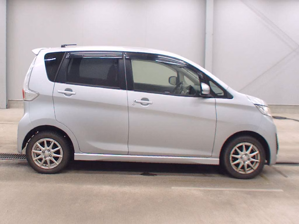 MITSUBISHI EK CUSTOM