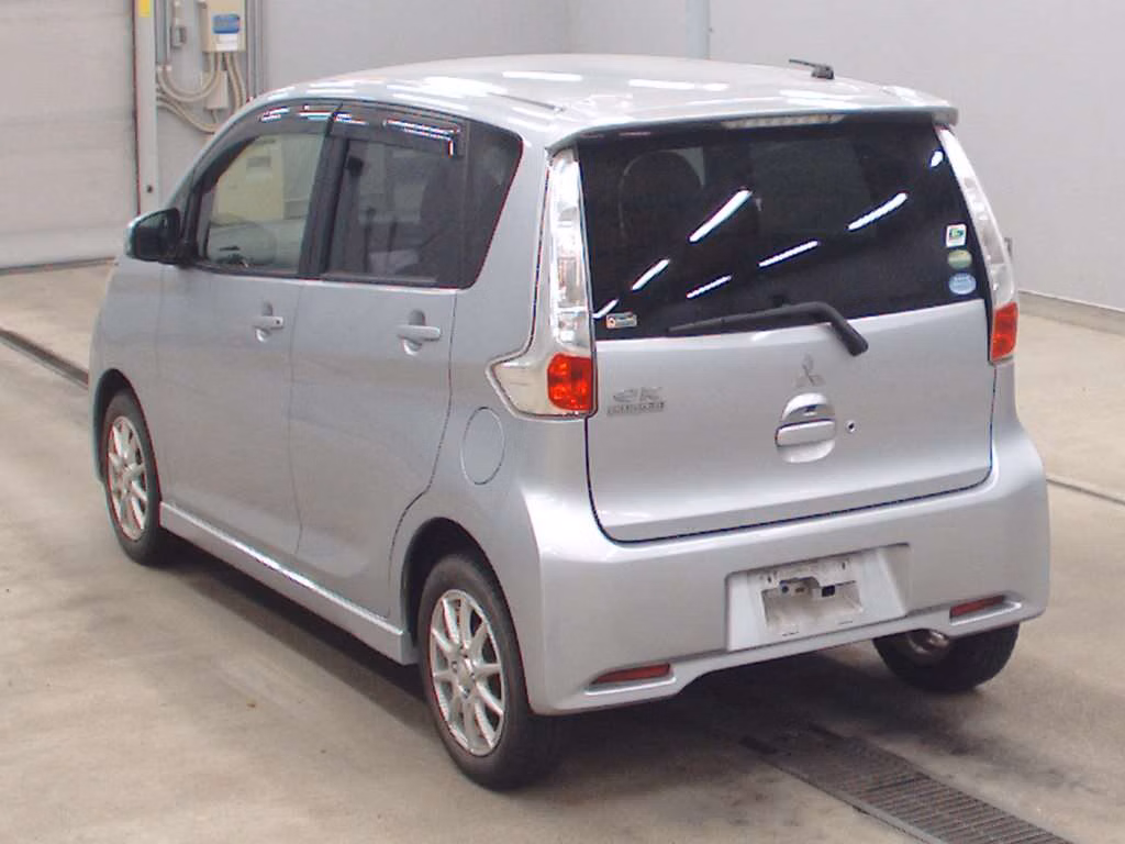 MITSUBISHI EK CUSTOM