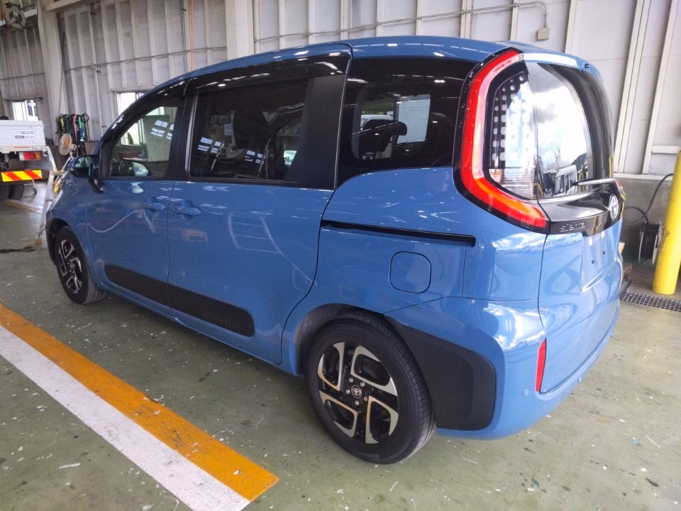 TOYOTA SIENTA