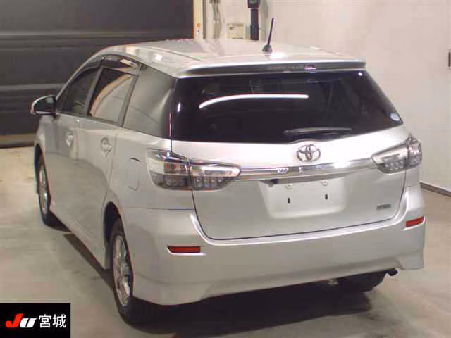 TOYOTA WISH