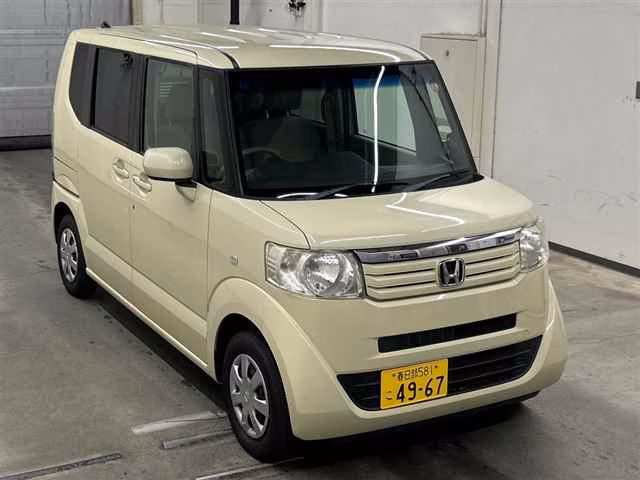 HONDA N-BOX