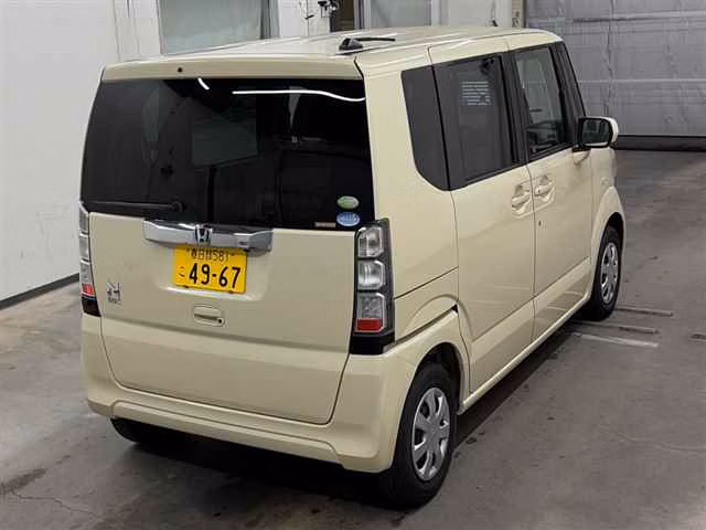HONDA N-BOX