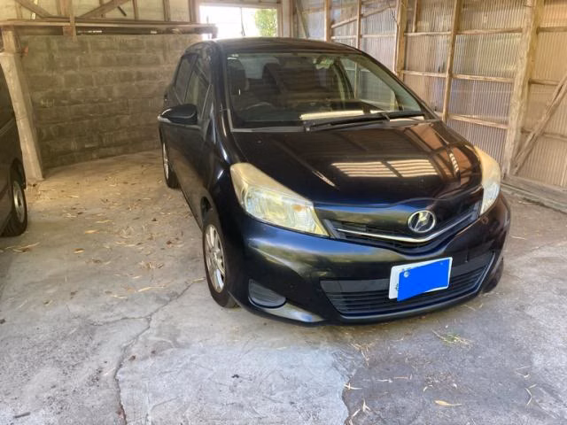 TOYOTA VITZ