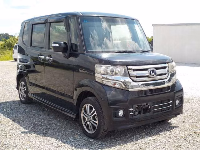 HONDA N-BOX