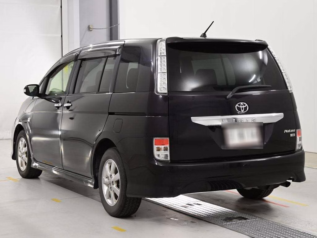 TOYOTA ISIS