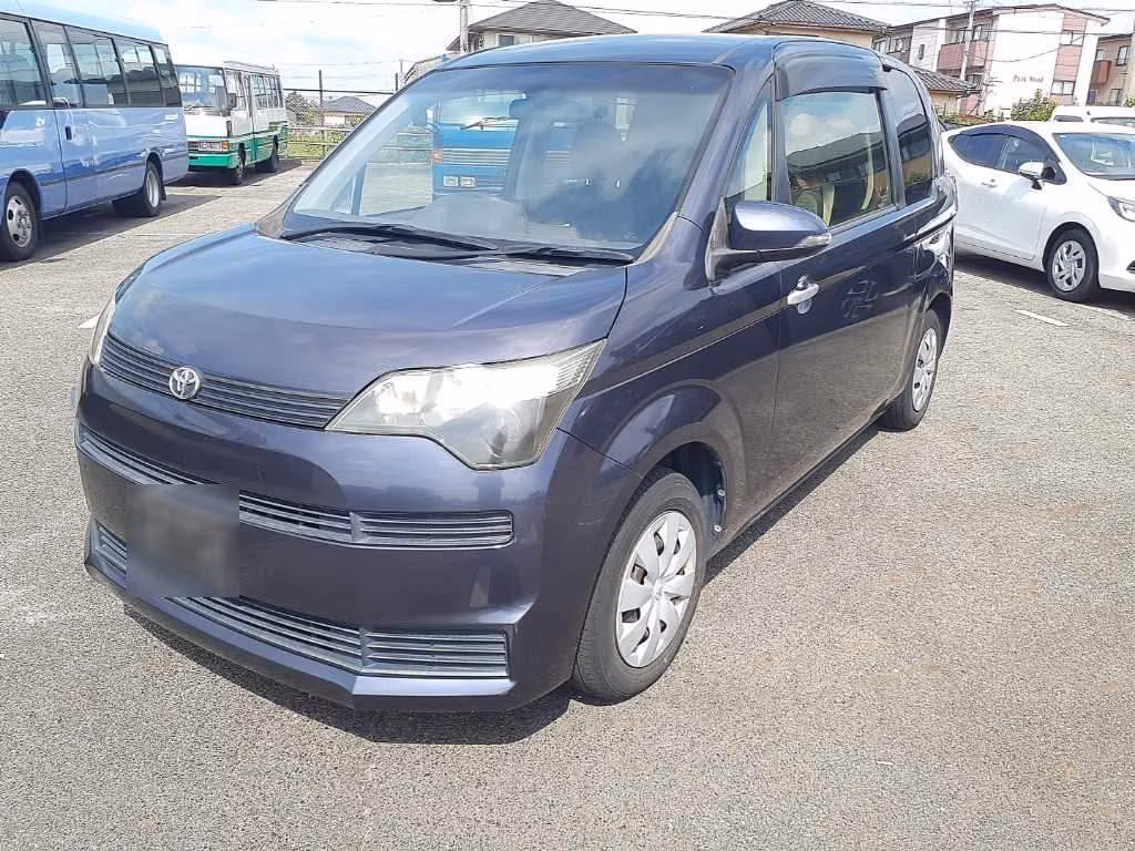 TOYOTA SPADE