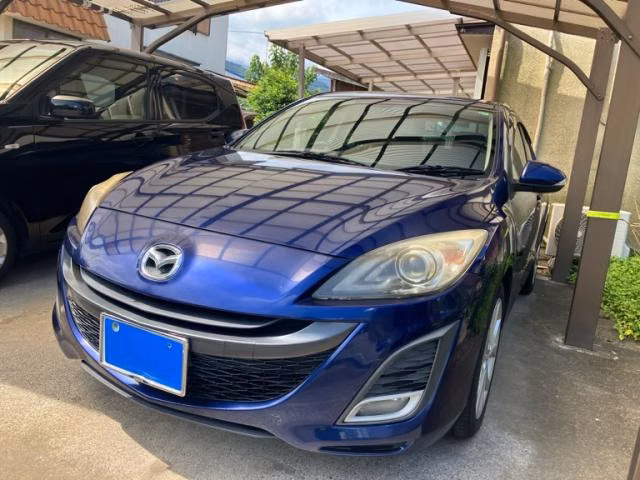 MAZDA AXELA