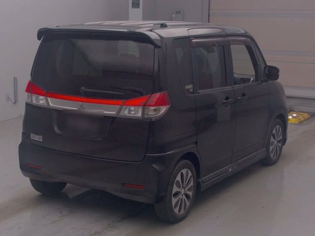 MITSUBISHI DELICA D:2