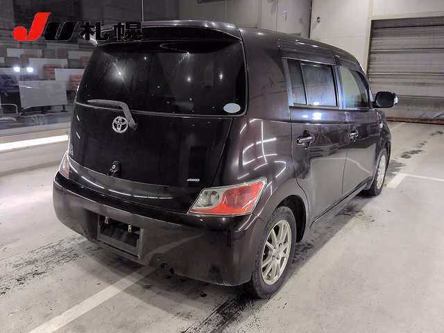 TOYOTA BB