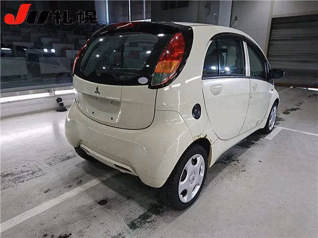 MITSUBISHI I
