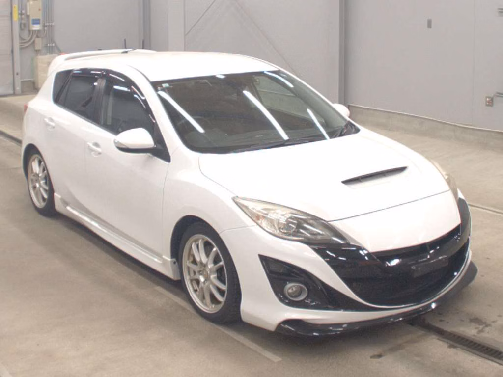 MAZDA AXELA