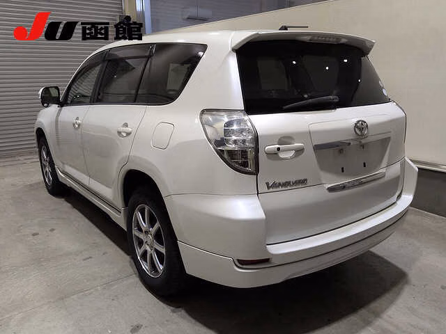 TOYOTA VANGUARD