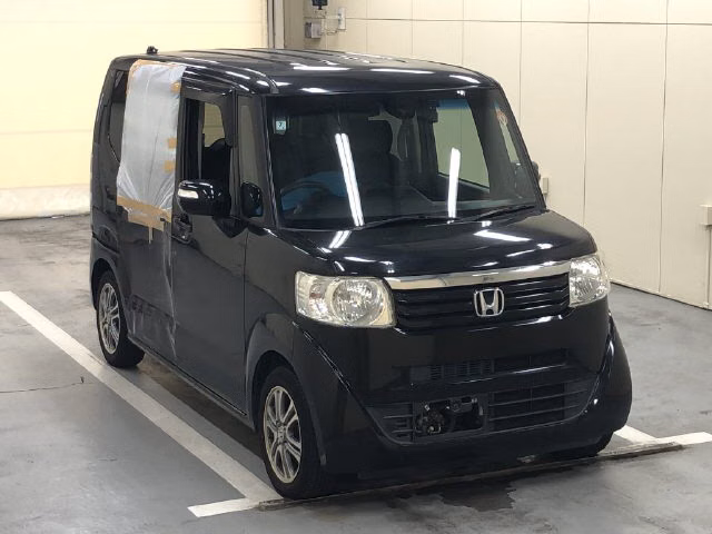 HONDA N-BOX