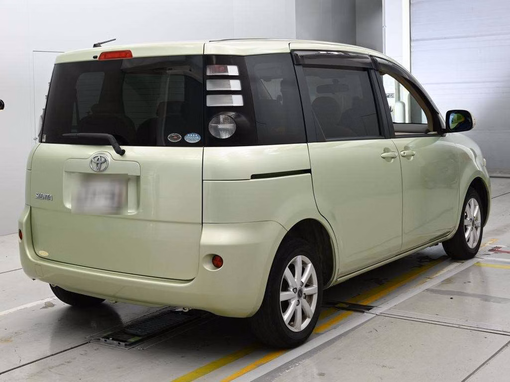 TOYOTA SIENTA