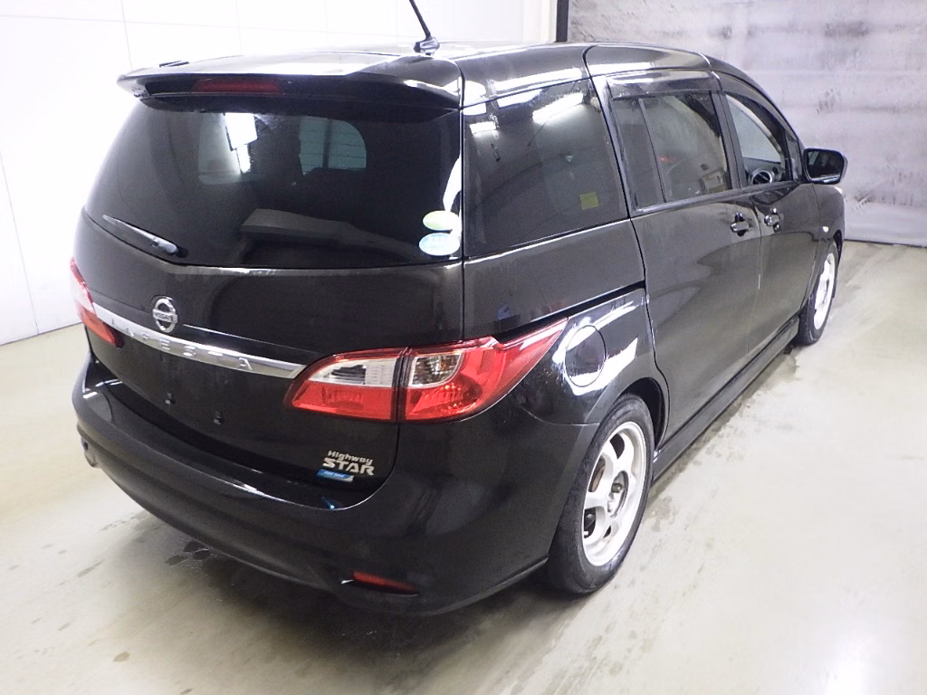 NISSAN LAFESTA