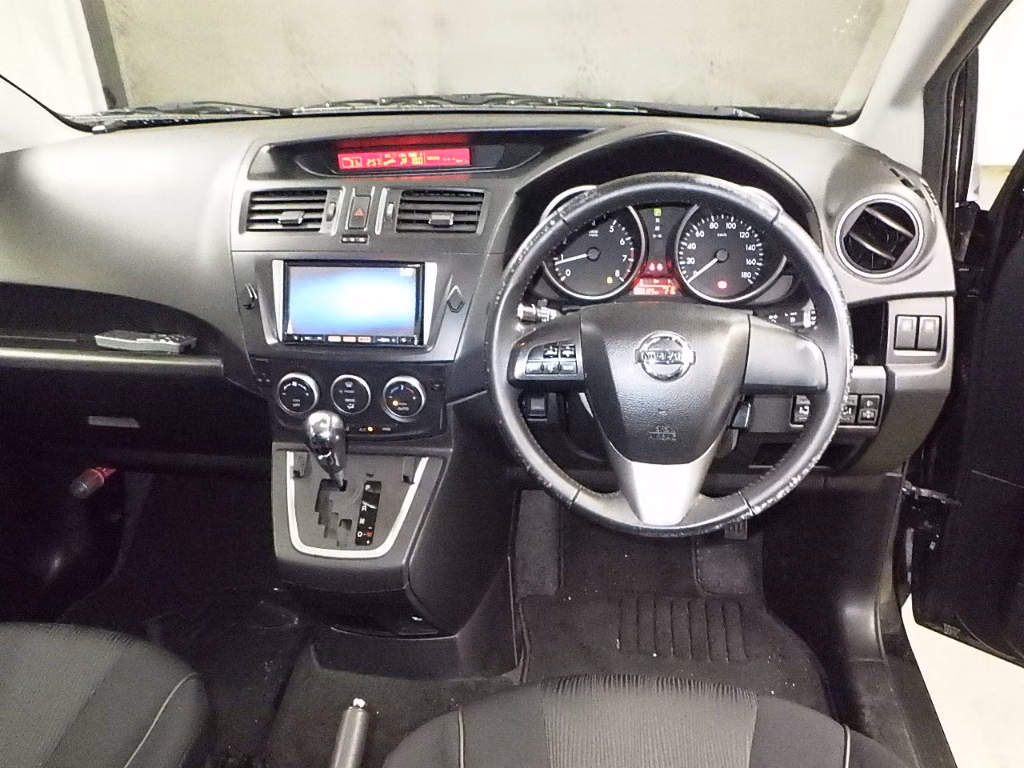 NISSAN LAFESTA