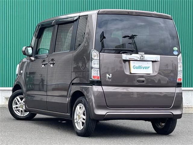 HONDA N-BOX