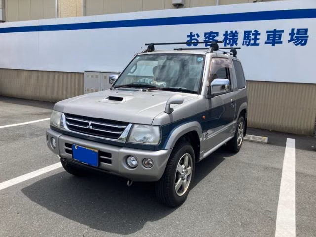 MITSUBISHI PAJERO MINI
