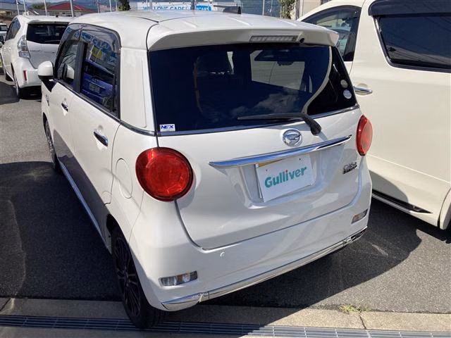 DAIHATSU CAST