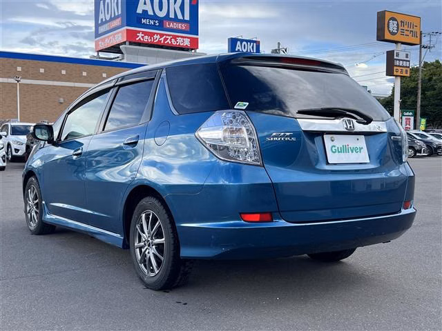 HONDA FIT SHUTTLE