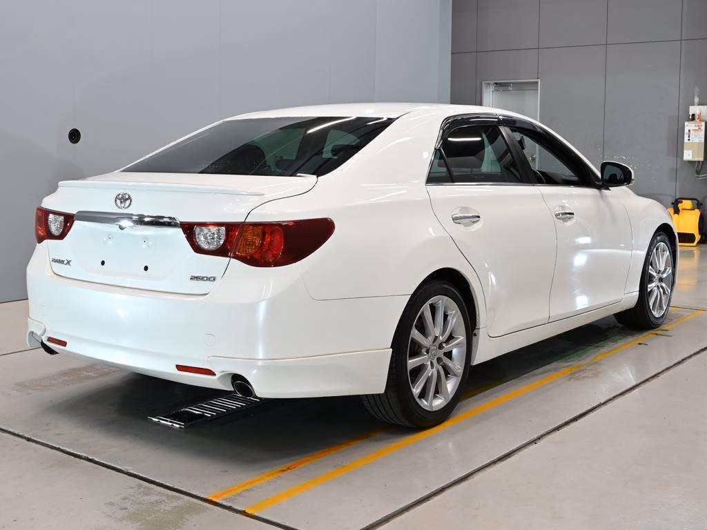 TOYOTA MARK X