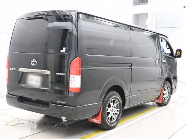 TOYOTA REGIUS ACE