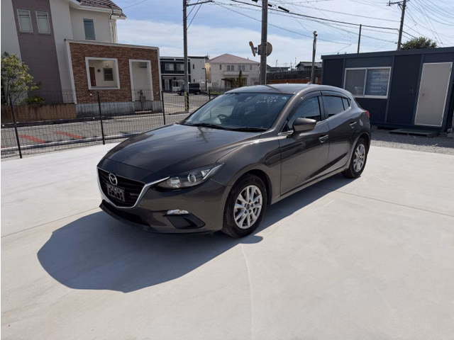 MAZDA AXELA
