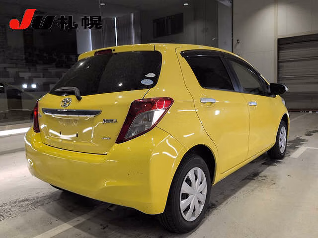 TOYOTA VITZ