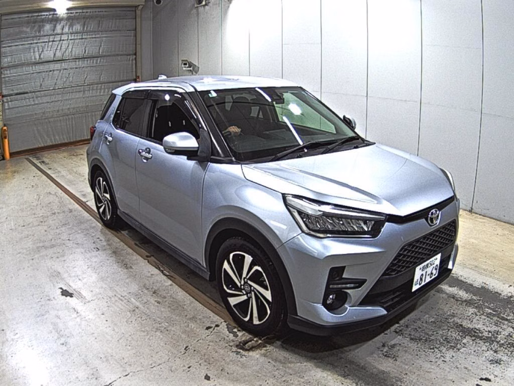 TOYOTA RAIZE
