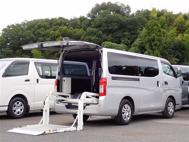 NISSAN CARAVAN