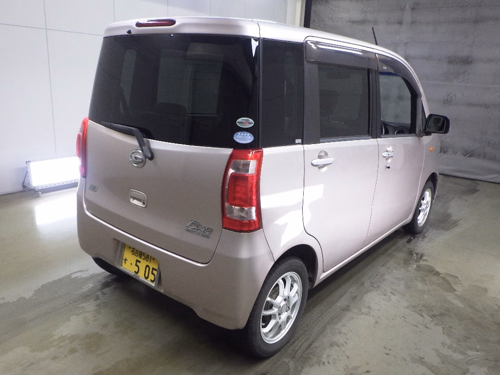 DAIHATSU TANTO EXE