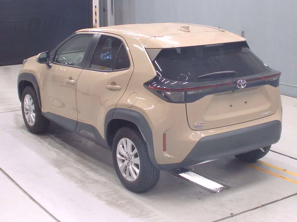 TOYOTA YARIS CROSS