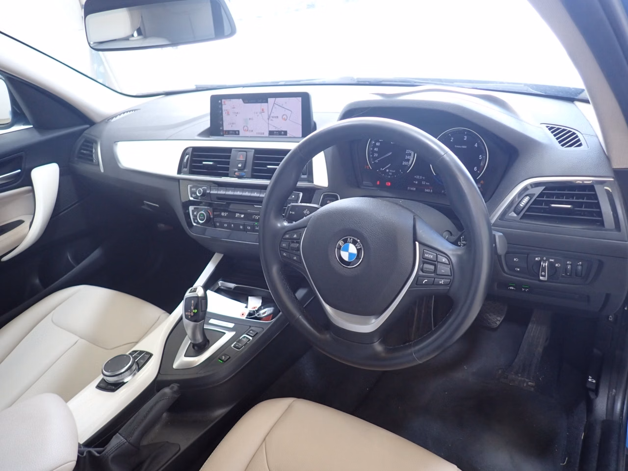 BMW 1-SERIES