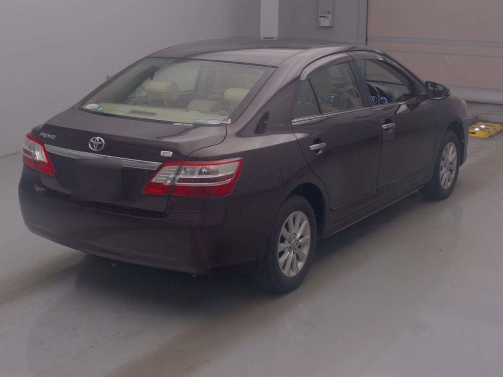 TOYOTA PREMIO