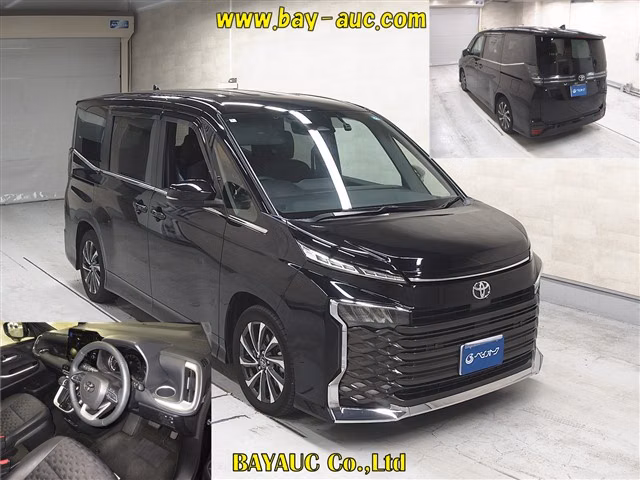 TOYOTA VOXY