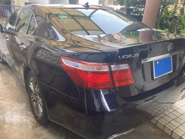 LEXUS LS600H