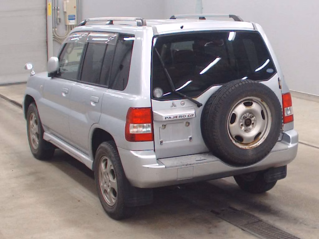 MITSUBISHI PAJERO IO