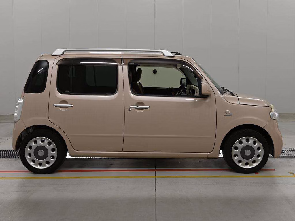 DAIHATSU MIRA COCOA
