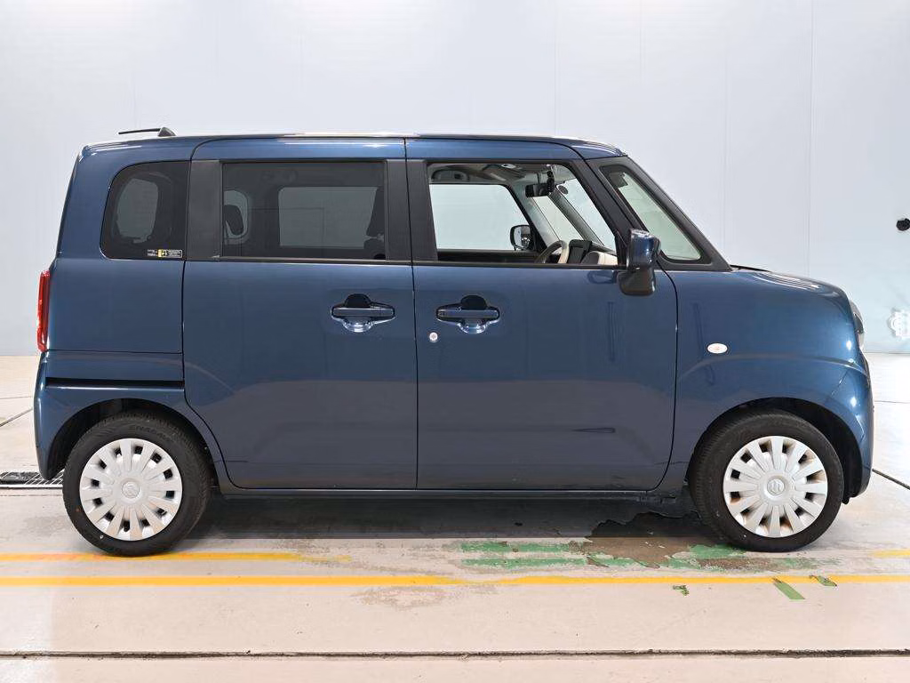 SUZUKI WAGON R SMILE