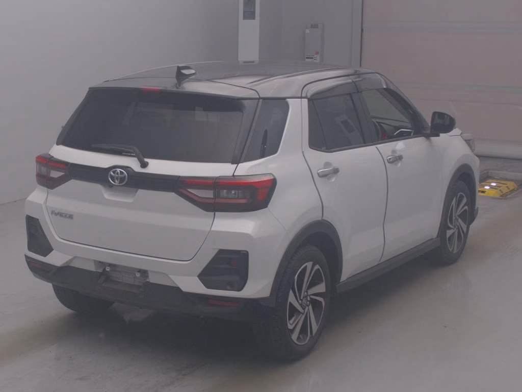 TOYOTA RAIZE