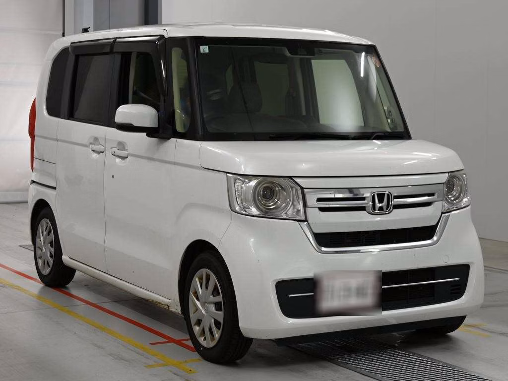 HONDA N-BOX