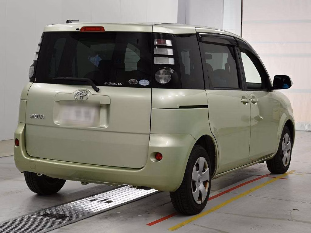 TOYOTA SIENTA