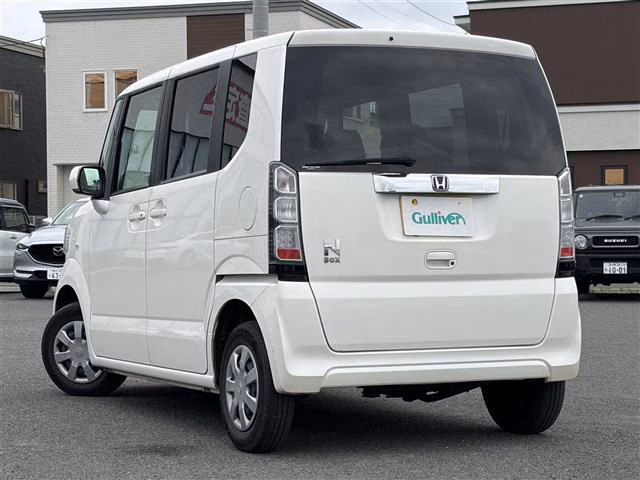 HONDA N-BOX