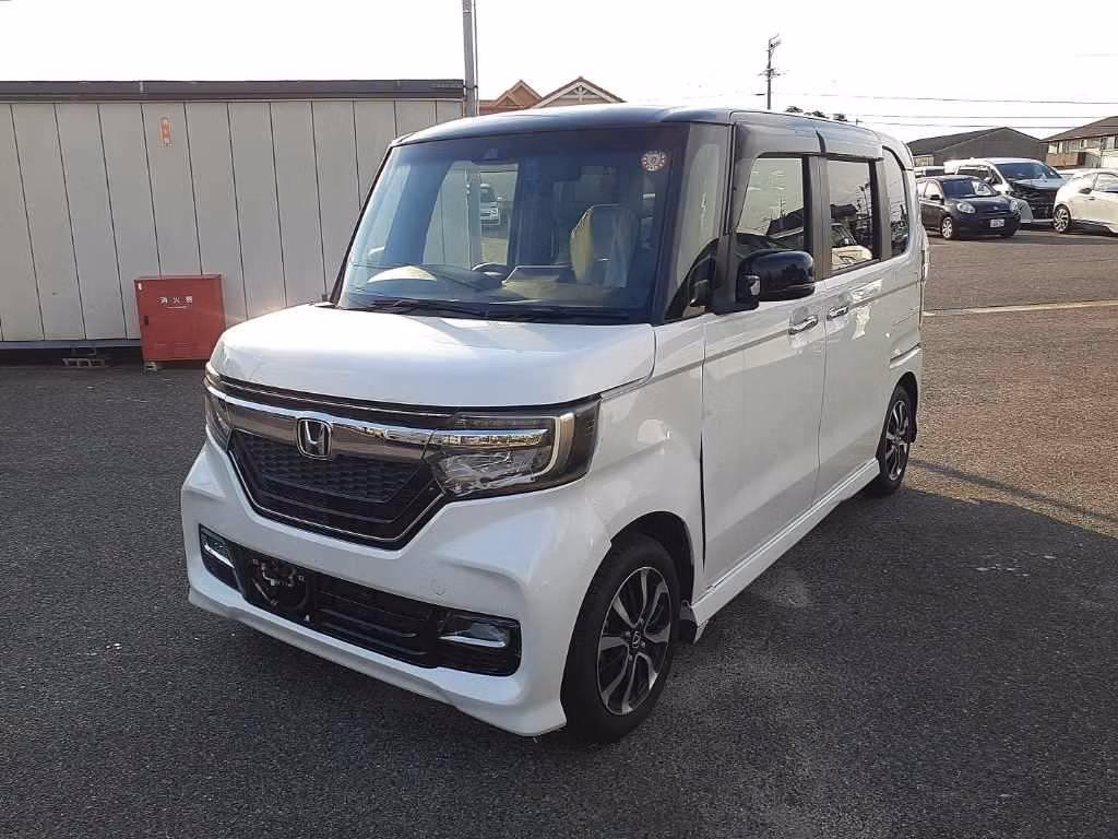 HONDA N-BOX