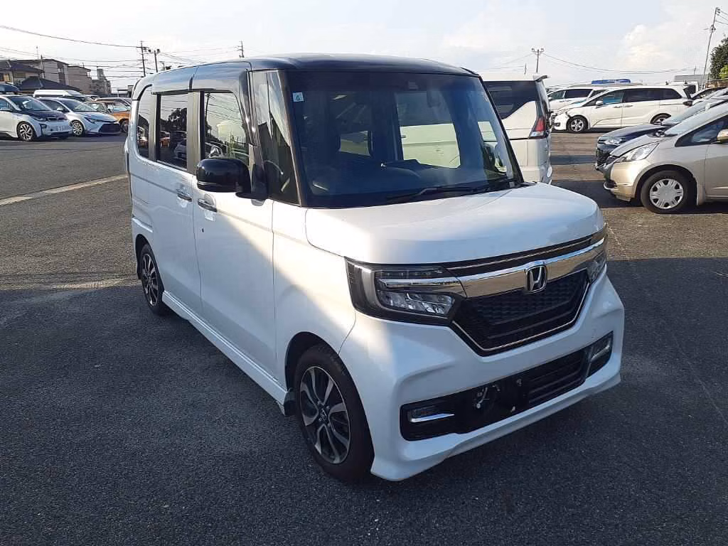 HONDA N-BOX