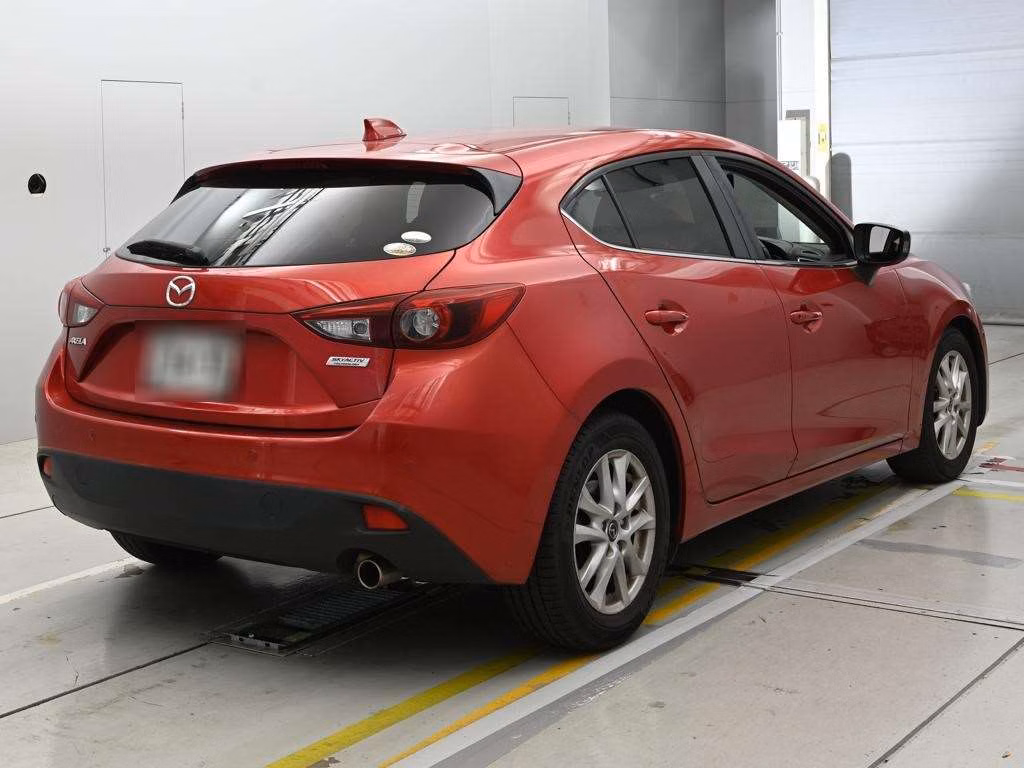 MAZDA AXELA