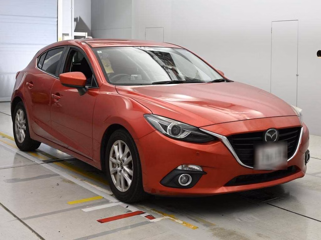 MAZDA AXELA