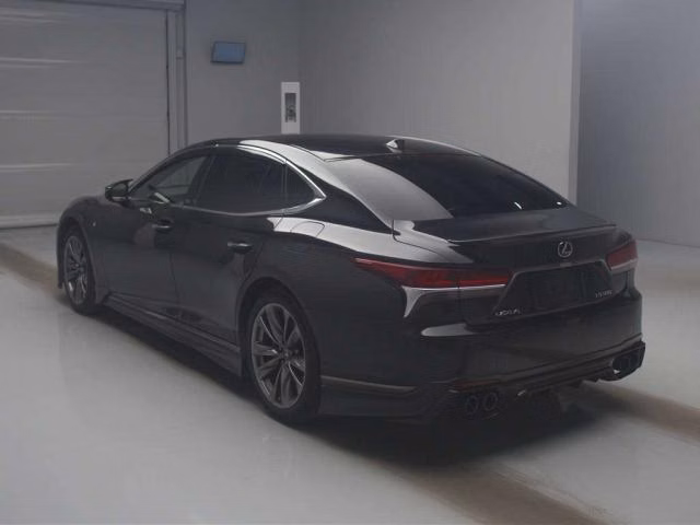 LEXUS LS500