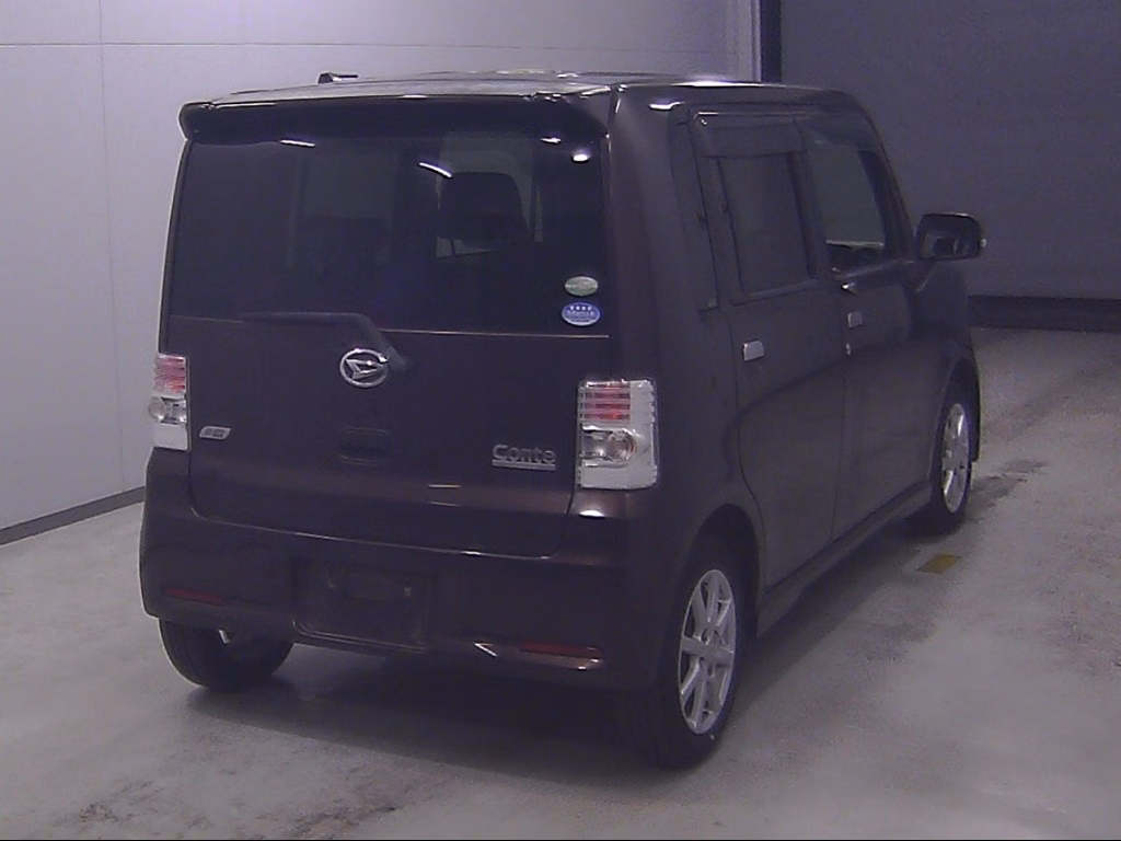 DAIHATSU MOVE CONTE