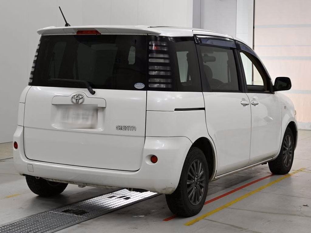 TOYOTA SIENTA